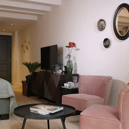 בית הארחה Villa360 4*